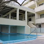 4m Hotel 4*