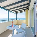 Hotel 4m 4*
