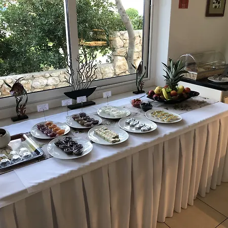 4m 4* Ražanac