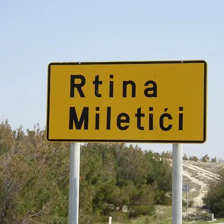 Ξενοδοχείο 4m 4*