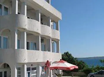 Hotel 4m