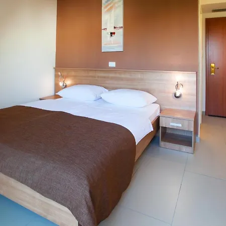 4m Hotel 4*