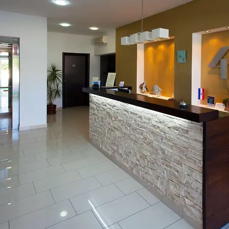 Hotel 4m Ražanac
