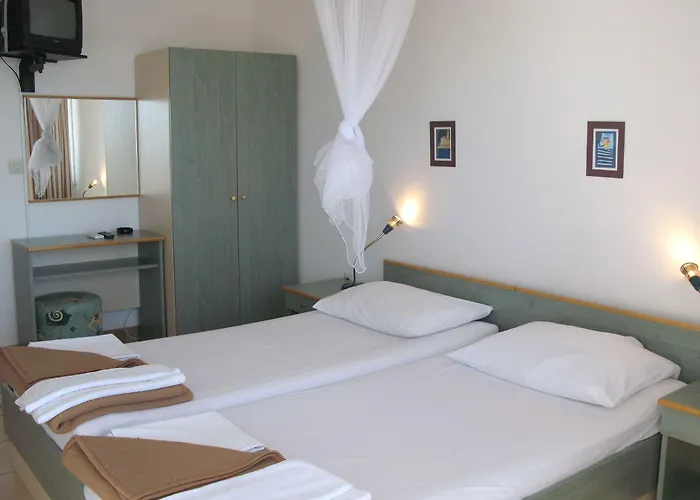 4m 4* Ražanac